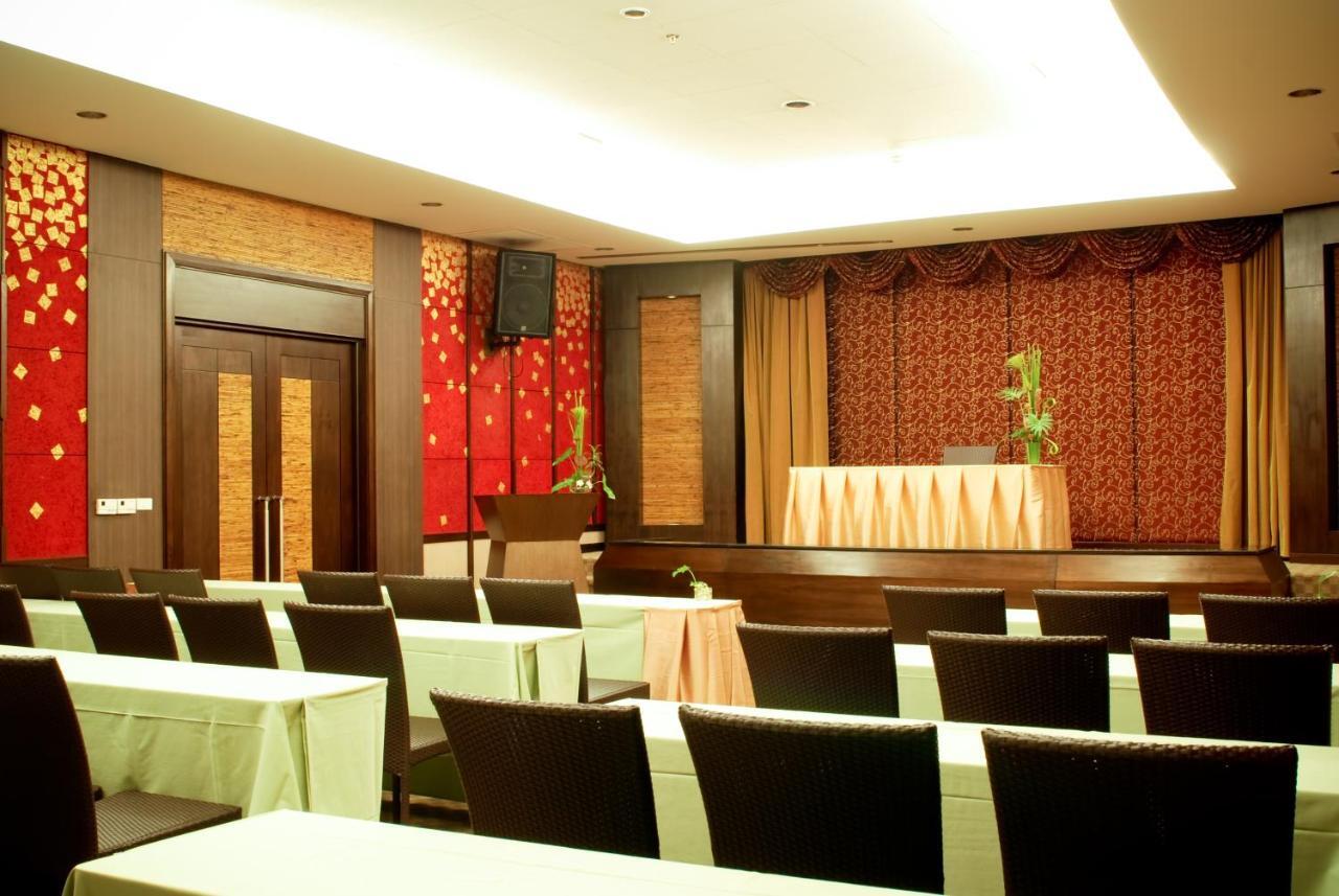 Tara Mantra Cha-Am Resort Εξωτερικό φωτογραφία